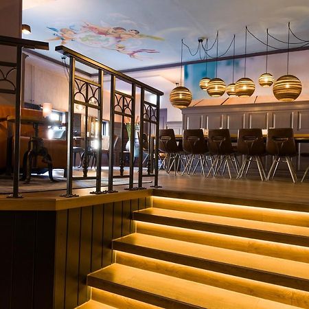 德普罗格霍恩餐厅酒店 Varsseveld 外观 照片