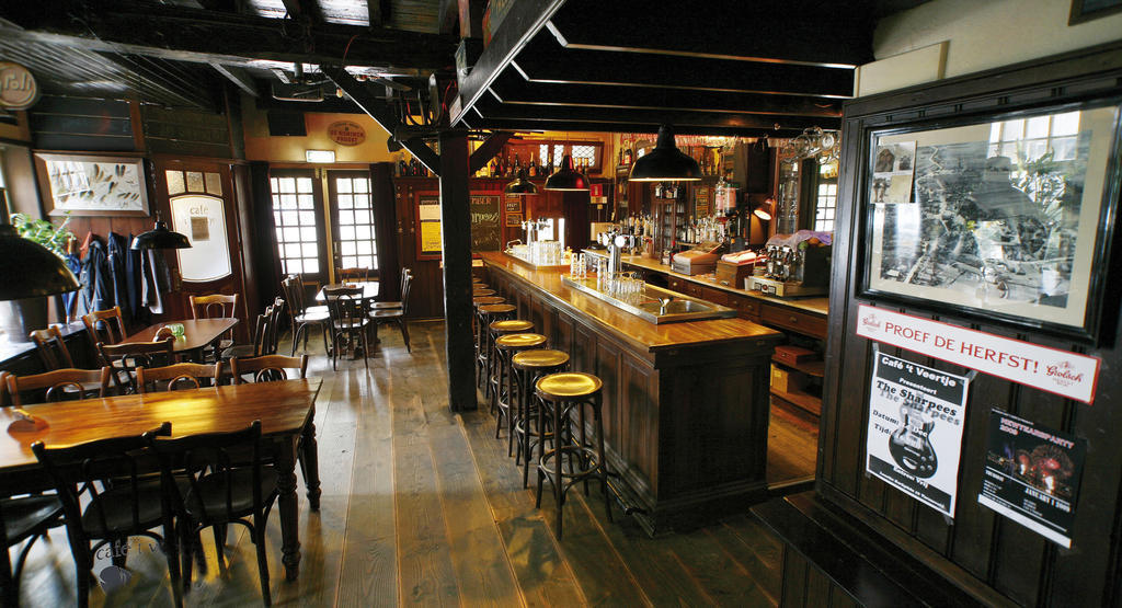 德普罗格霍恩餐厅酒店 Varsseveld 外观 照片